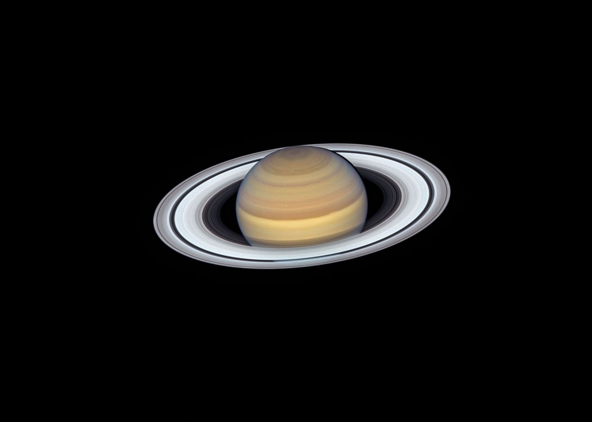 Saturn and its rings photographed by Hubble